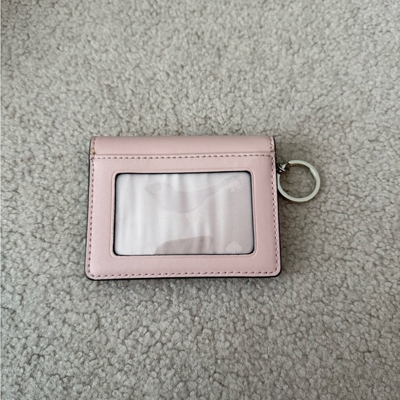 Kate Spade Blush Scalloped Key Holder - Picture 2 of 5